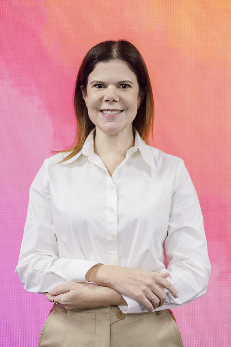 Dra. Camila Gomes Fernandes de Souza